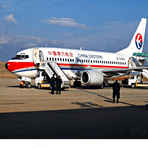 湛江空运航空快运业稳步发展的原因是什么？
